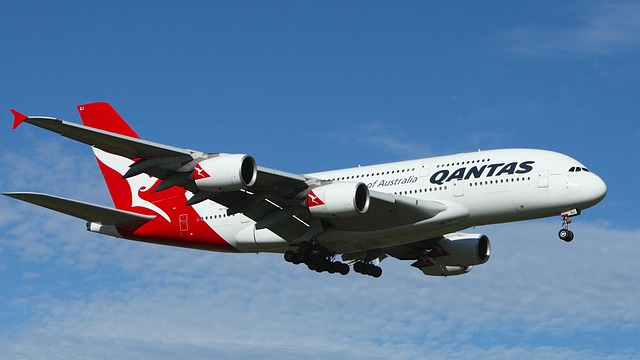 Qantas集团发布2025财年上半年财报:基础盈利增长5.1%,宣布增派股息